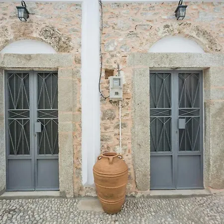 Amarantos-traditional Village House-apollona Lägenhet