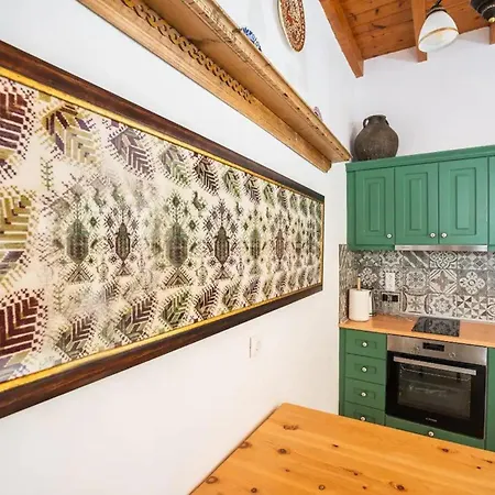 Amarantos-traditional Village House-apollona Apartamento Apollona