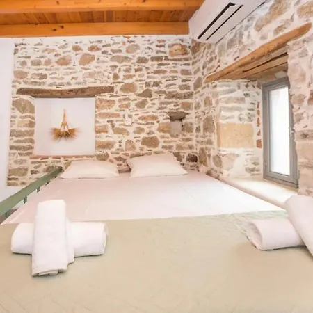 Apartman Amarantos-traditional Village House-apollona