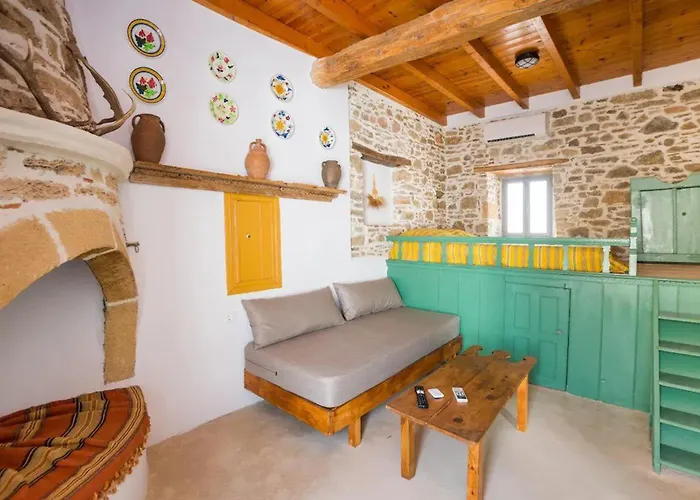 Amarantos-traditional Village House-apollona Apollona